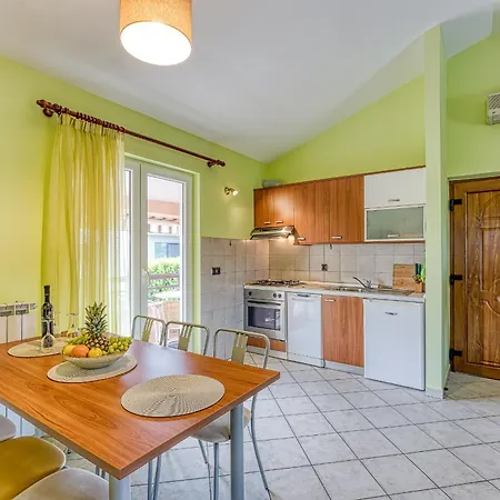 Гостьовий будинок Brioni Colors 3*