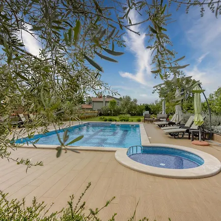 Brioni Colors Gasthof