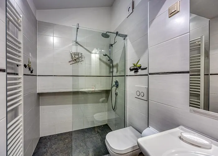 Brioni Colors Gæstehus Pula