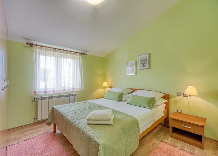 Brioni Colors Gæstehus Pula