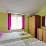 Guest house Brioni Colors 3*